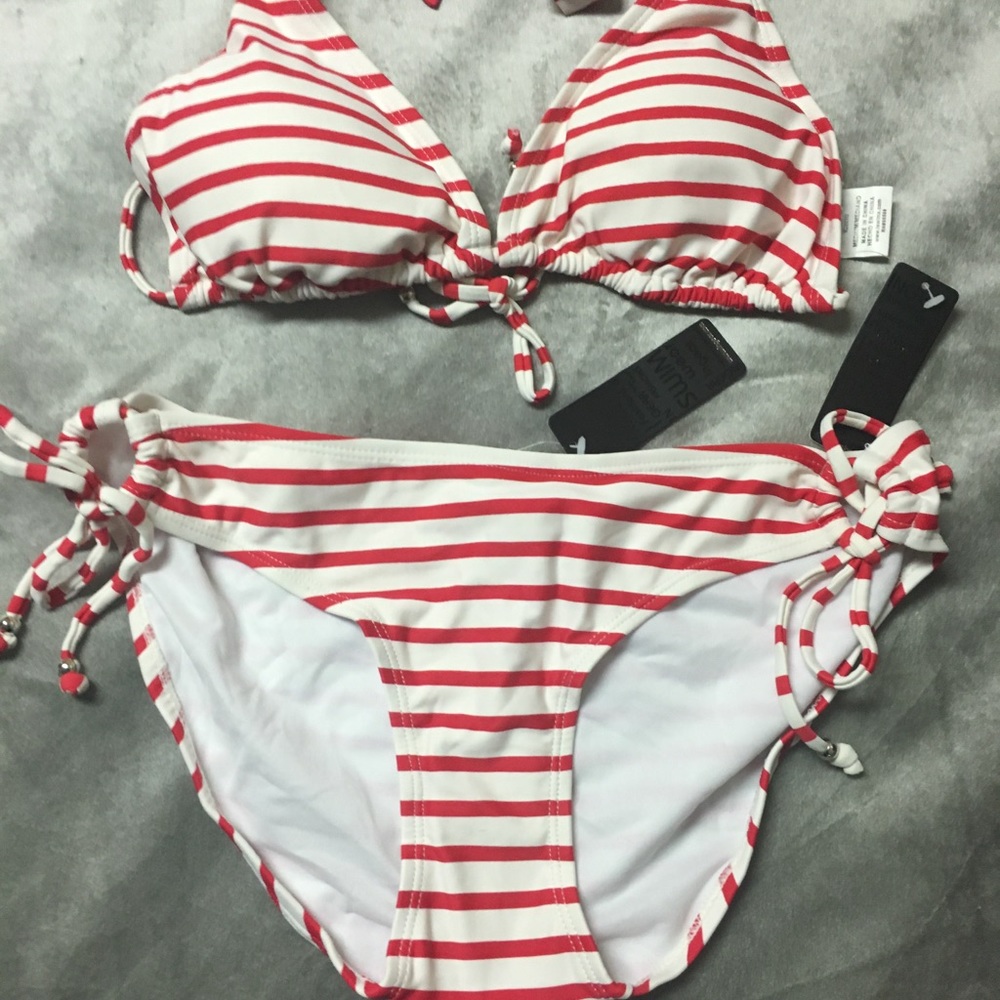 Ingear 2 Piece Bikini Swimsuit - Size Medium